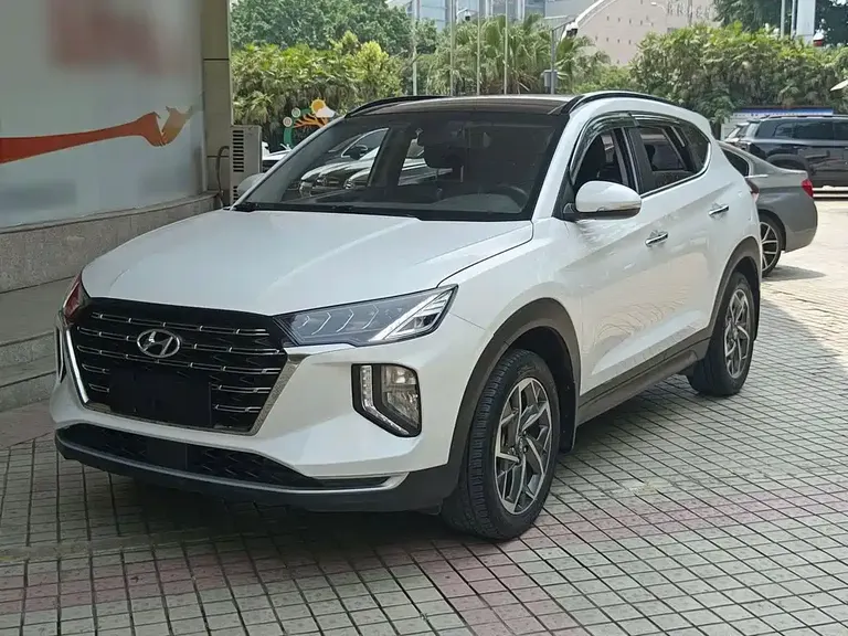 Hyundai Tucson 280 TGDi 2 WD GLS Fashion CN-VI