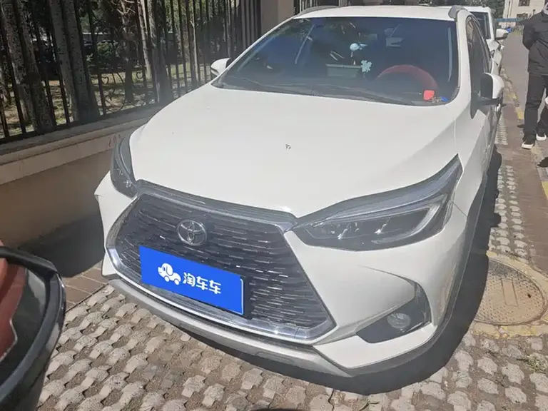 Toyota YARiS L Zhixuan Zhixuan X 1.5 L CVT Luxury PLUS