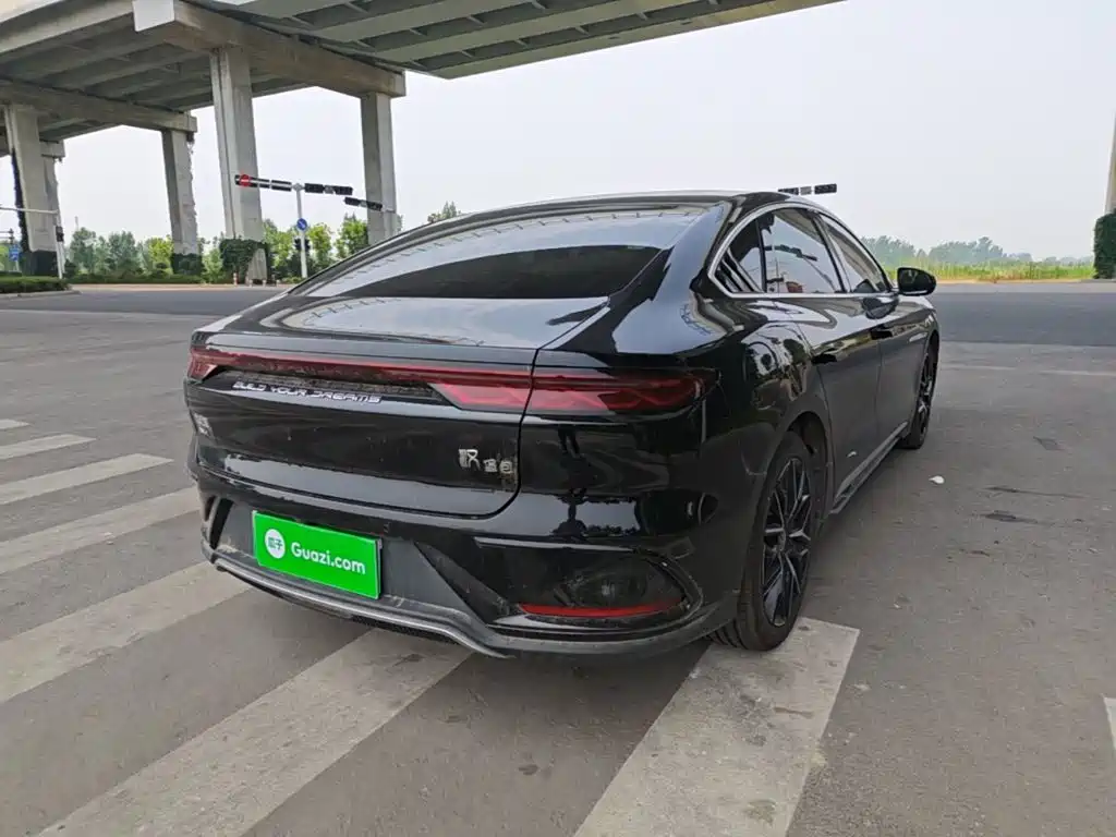 Han DM-i 125 KM Distinguished