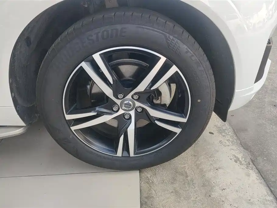 Volvo XC60 T5 4 WD Smart Vision Sport