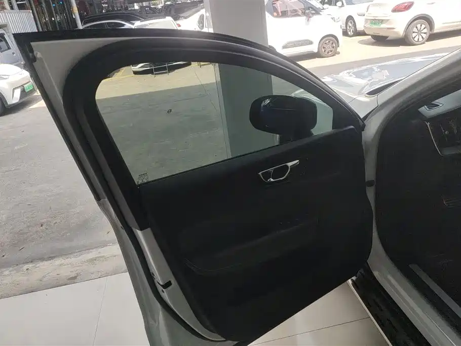 Volvo XC60 T5 4 WD Smart Vision Sport