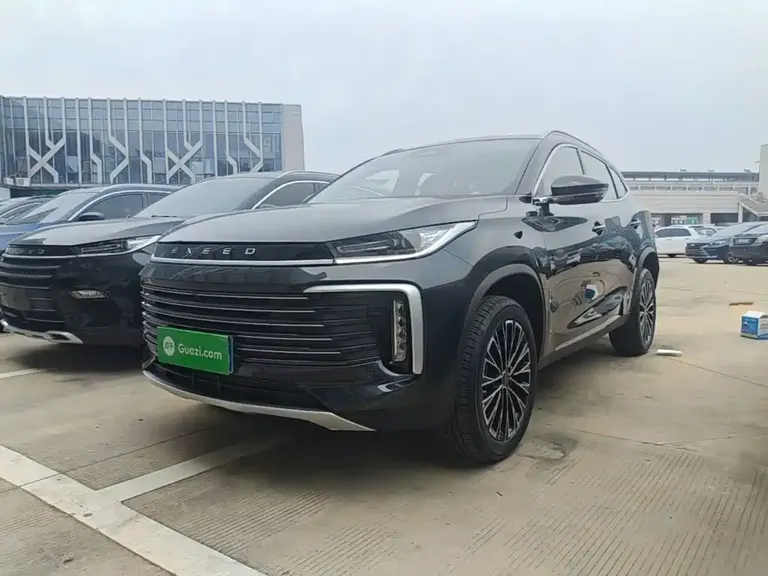 Exeed Lingyun 300 T 2 WD Stellar