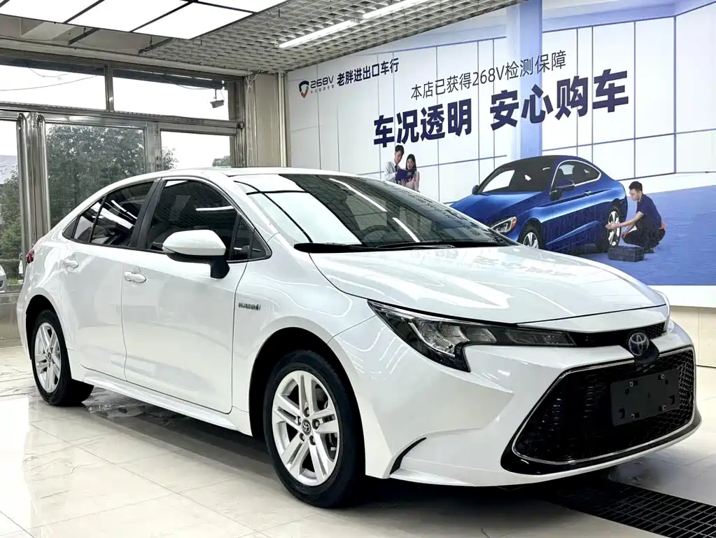 Levin Dual Engine 1.8 H E-CVT Luxury