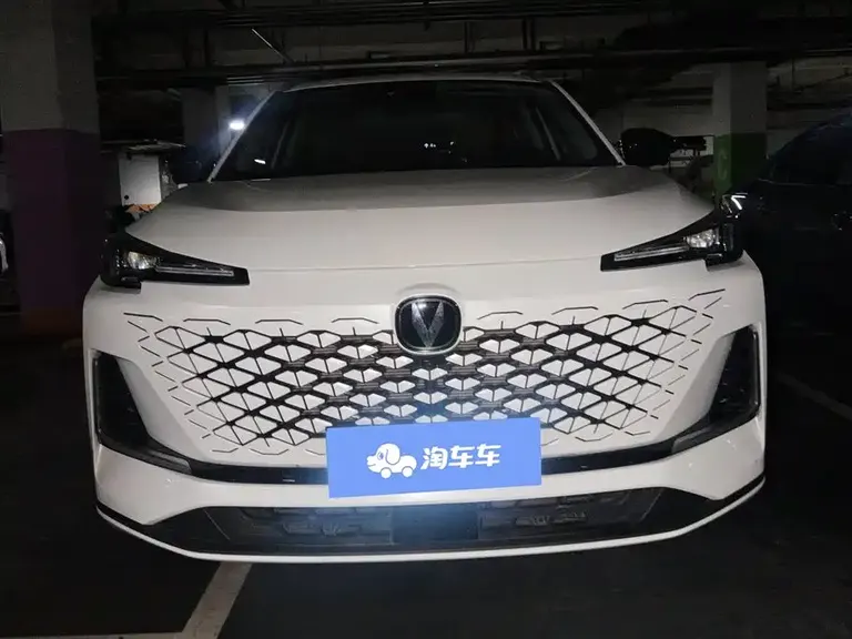 Changan CS55 PLUS 3 rd Gen 1.5 T DCT Distinguished