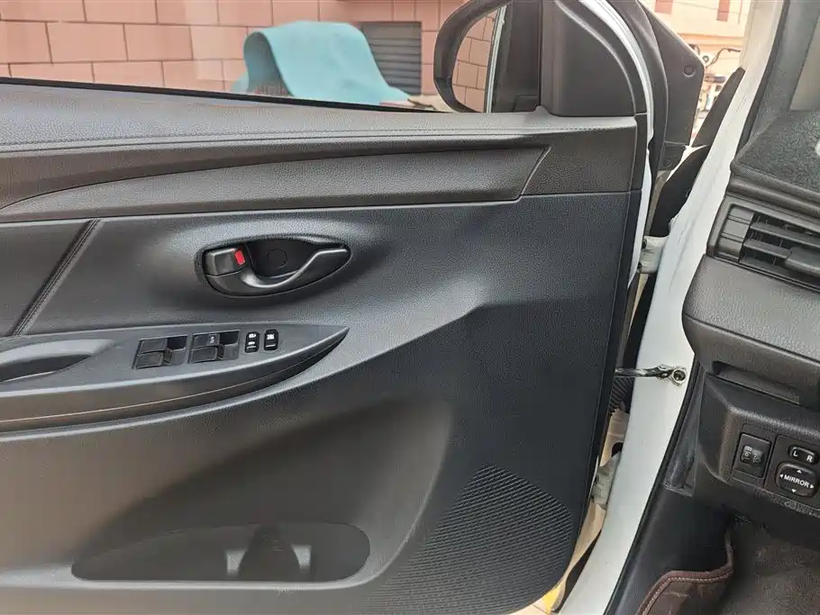 Vios 1.5 L Auto Smart Premium