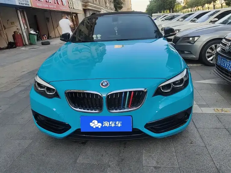 BMW 2 Series (Import) 220 i Sport Design Package