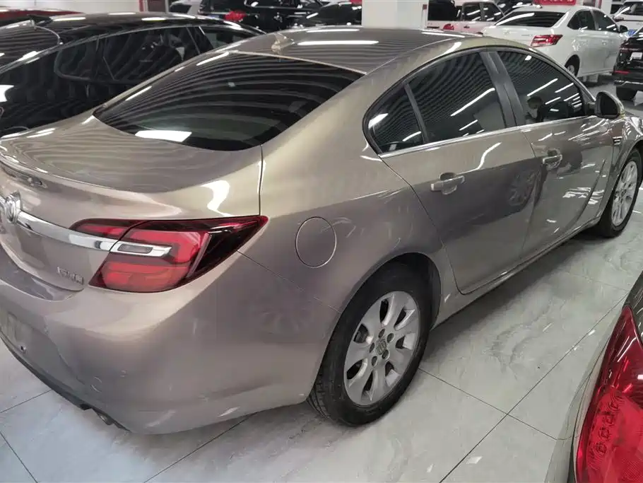 Regal 2.0 L Leading Fashion