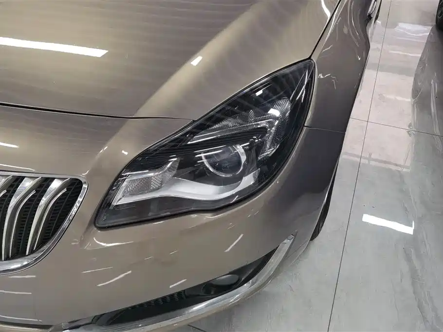 Regal 2.0 L Leading Fashion