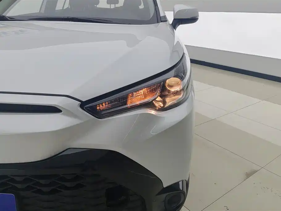 Frontlander 2.0 L CVT Leading plus