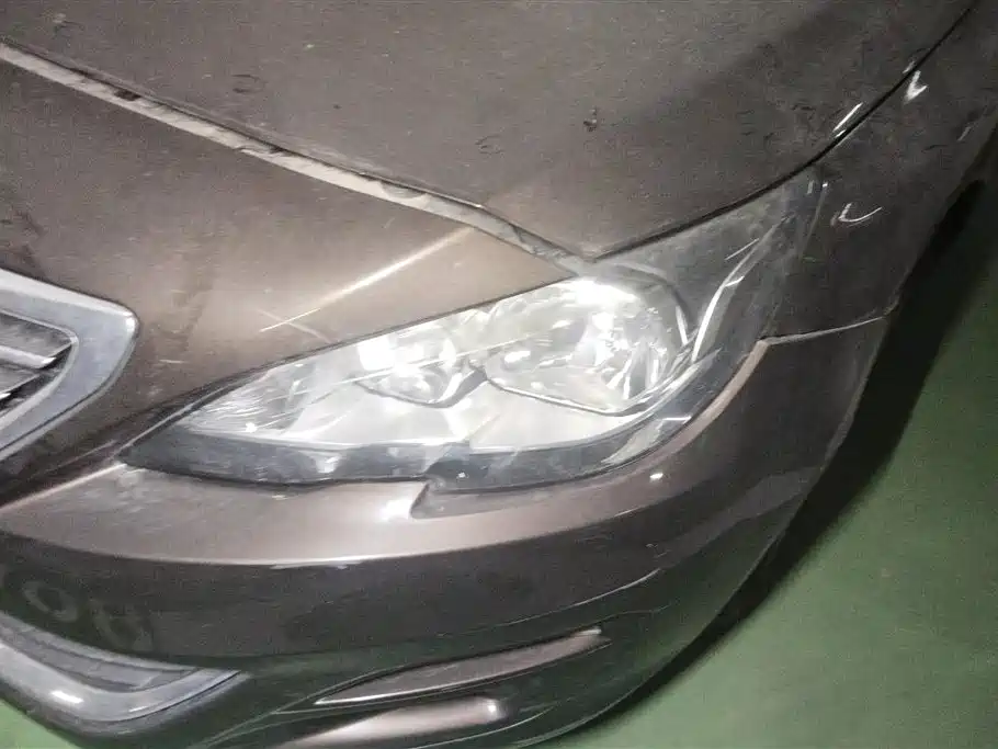Peugeot 408 1.6 T Auto Luxury