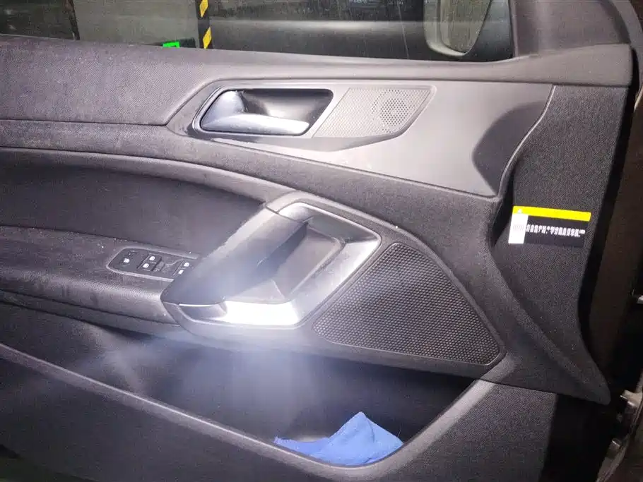 Peugeot 408 1.6 T Auto Luxury