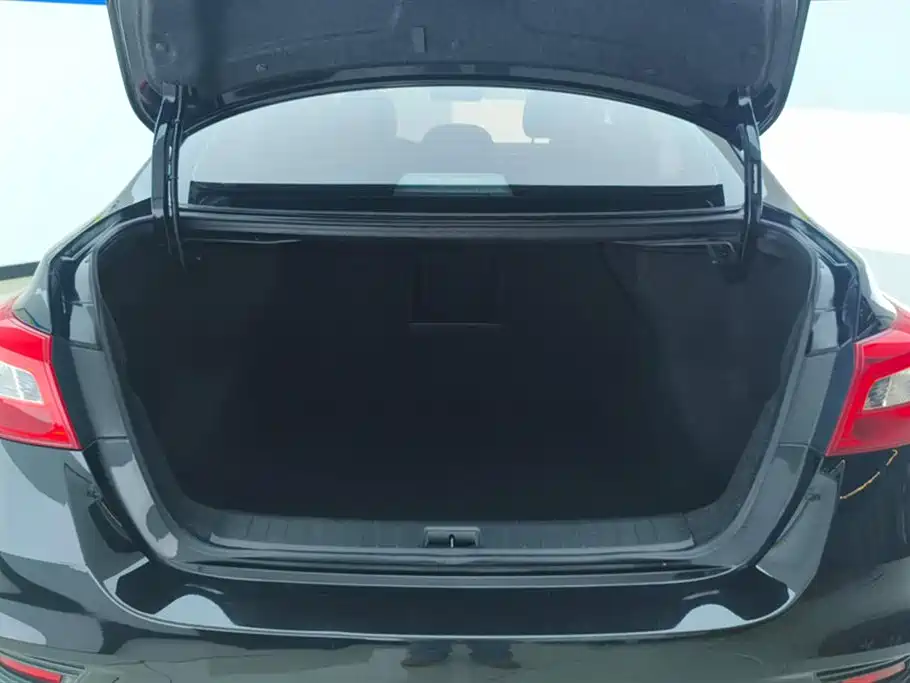 Sylphy Classic 1.6 XL CVT Luxury