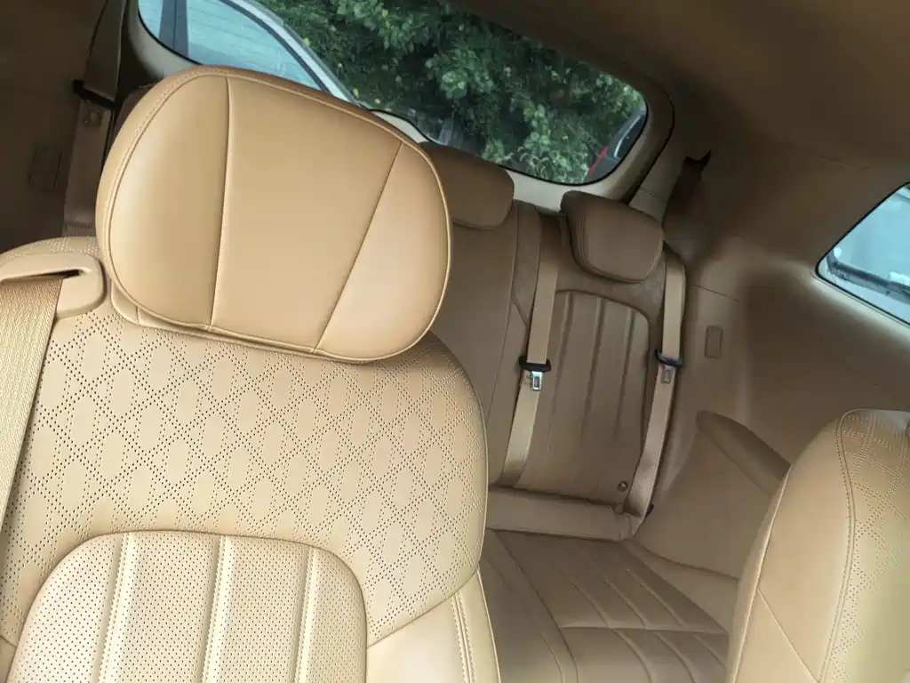 Voyah Dreamer PHEV Ultra Long Range Distinguished