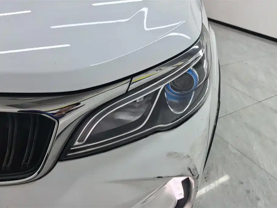 Vision X3 PRO 1.5 L CVT Distinguished