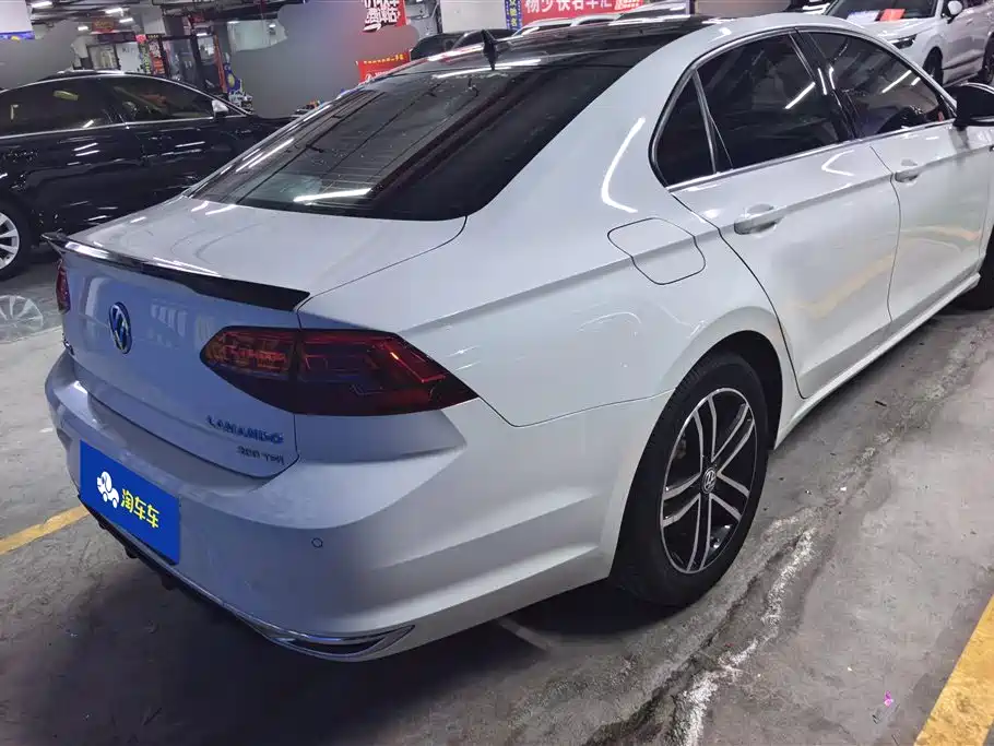 Lamando 280 TSI DSG Comfort