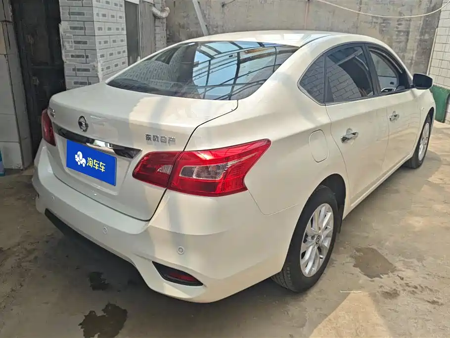 Sylphy Facelift Classic 1.6 XE CVT Comfort