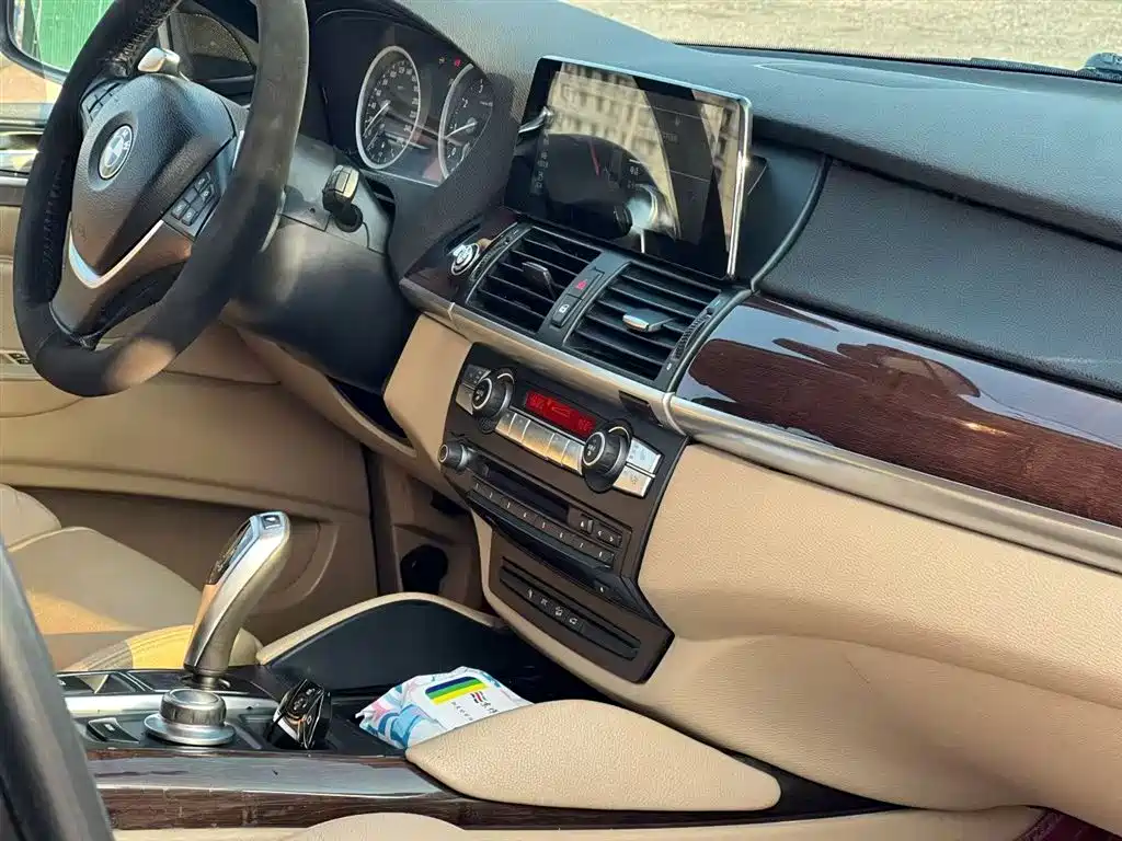 BMW X6 xDrive35 i