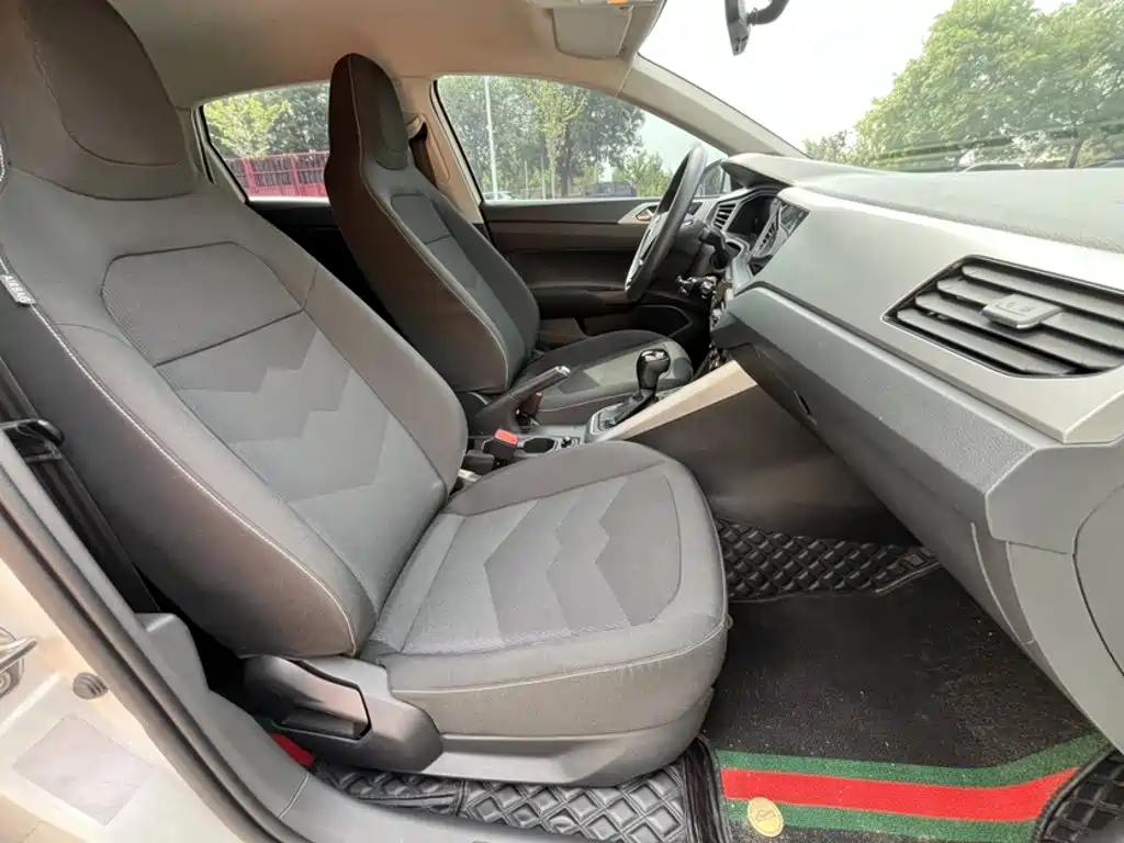 Polo Facelift Plus 1.5 L Auto Joyful Living