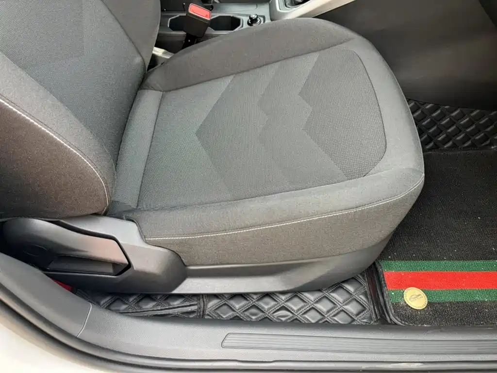 Polo Facelift Plus 1.5 L Auto Joyful Living