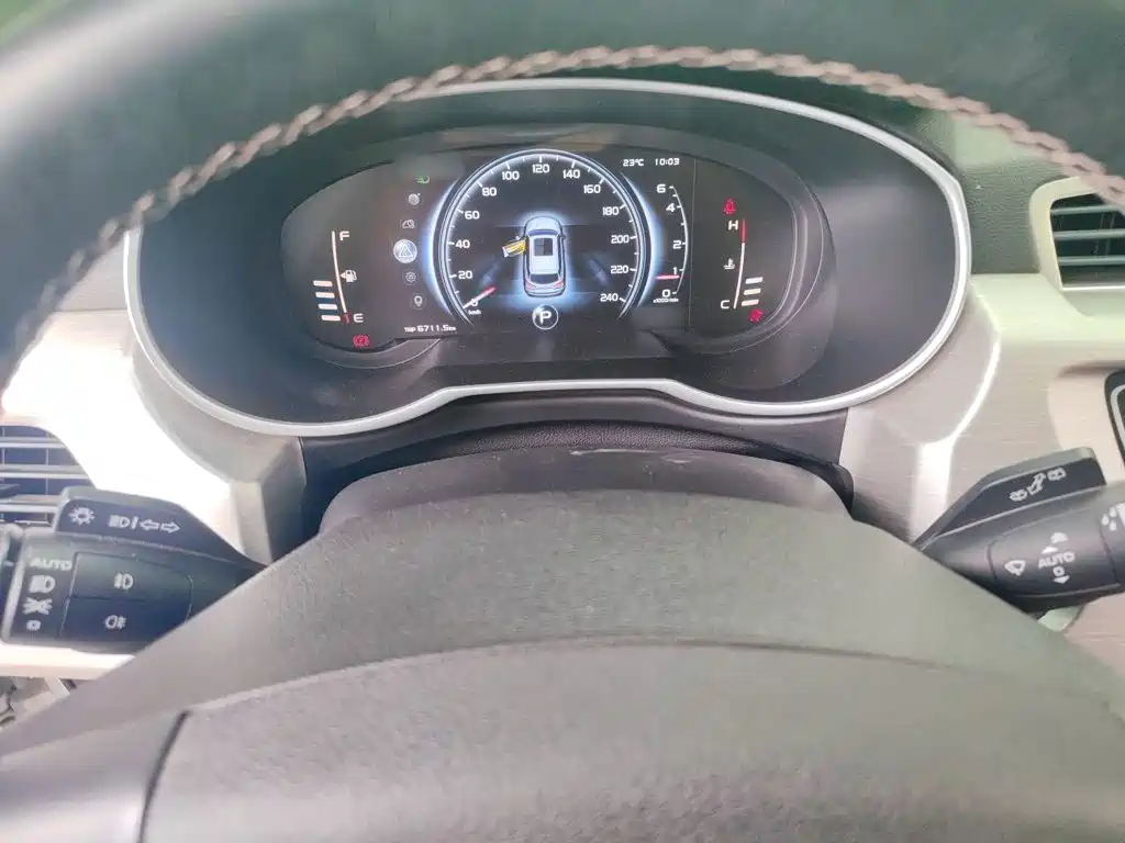 Boyue 1.8 TD Auto 2 WD Smart 4 G Connected