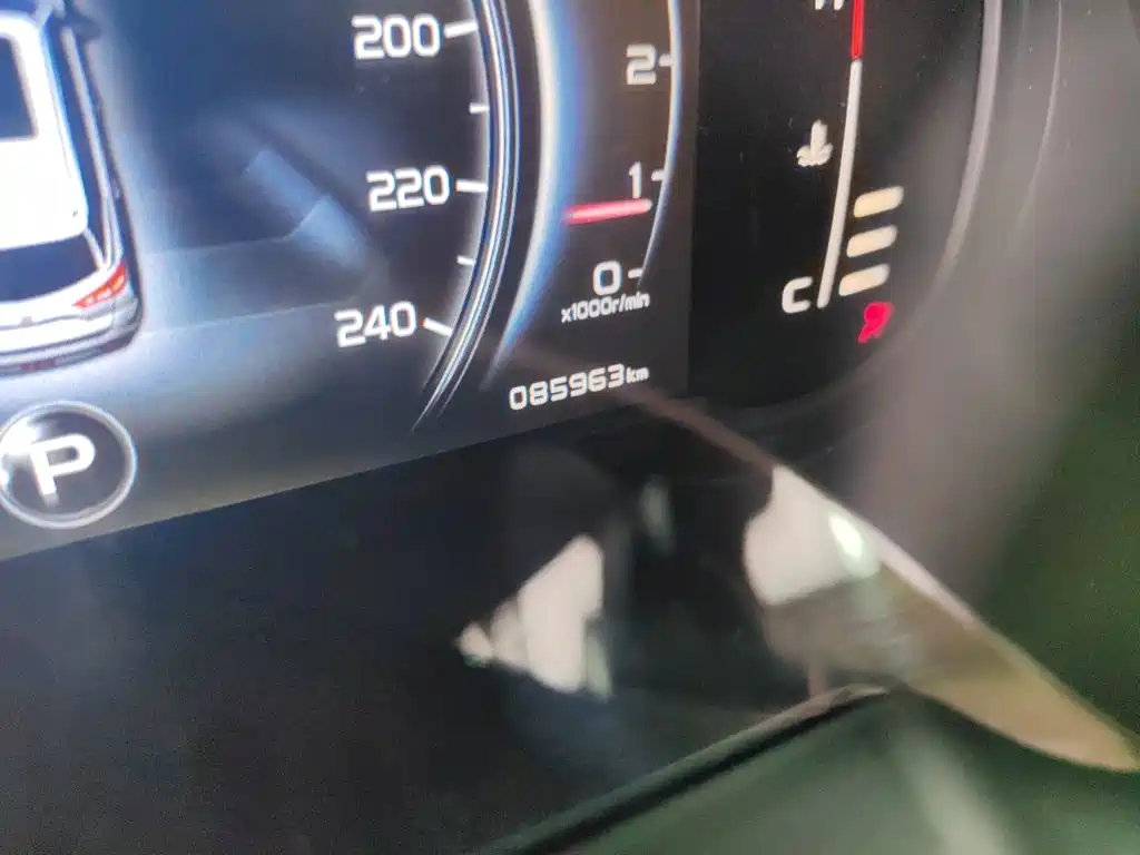 Boyue 1.8 TD Auto 2 WD Smart 4 G Connected