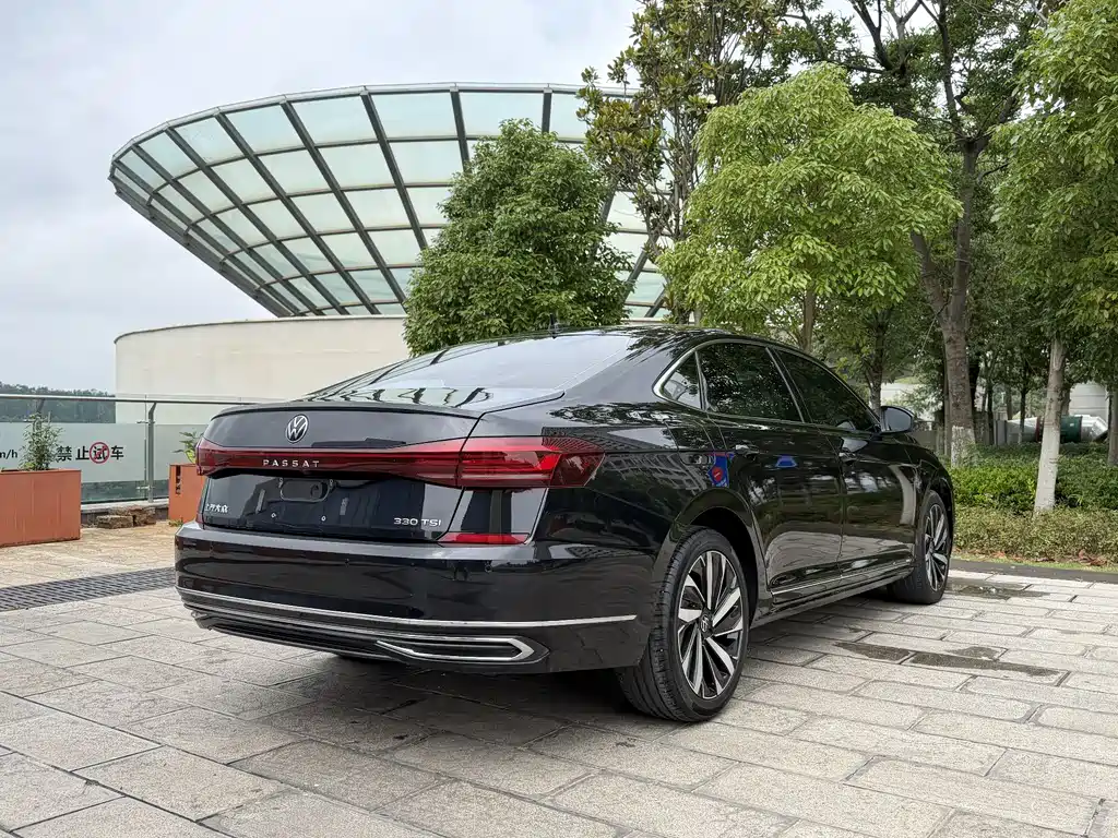 Passat 330 TSI Elite