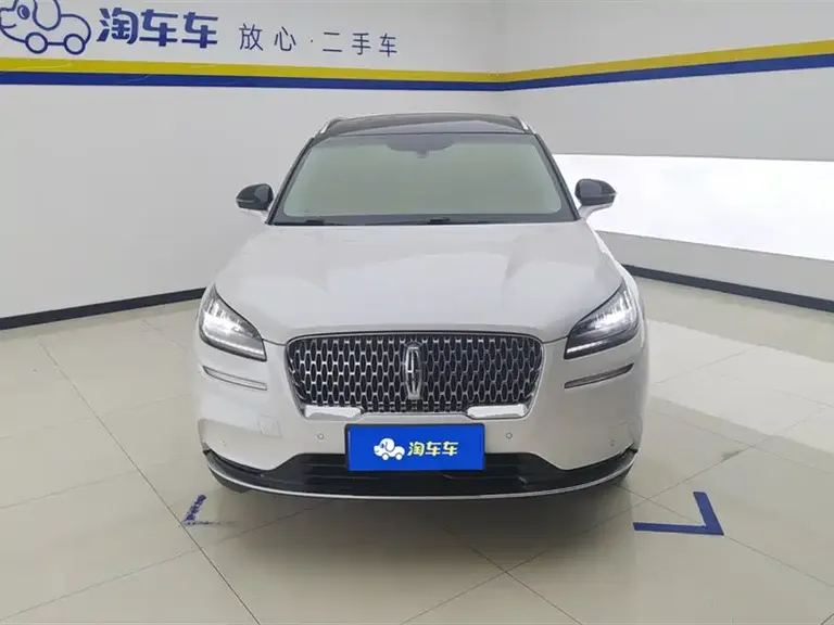 Lincoln Corsair 2.0 T 2 WD Premium