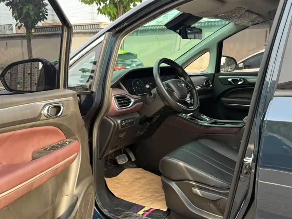 GAC Trumpchi M6 PRO 270 T Auto Luxury