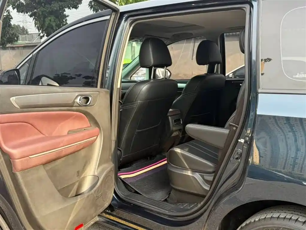 GAC Trumpchi M6 PRO 270 T Auto Luxury
