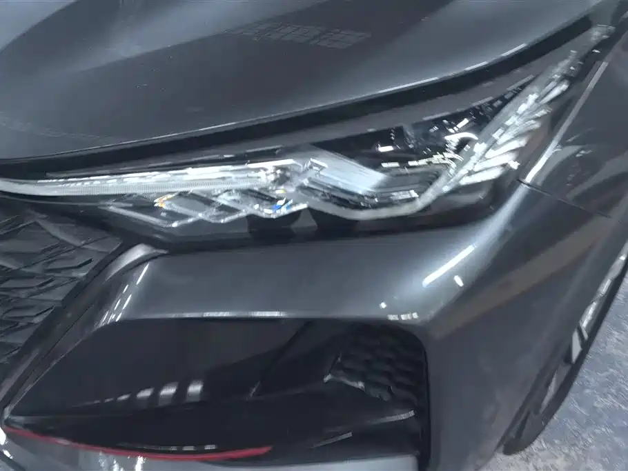 Changan CS75 PLUS 1.5 T Auto Luxury