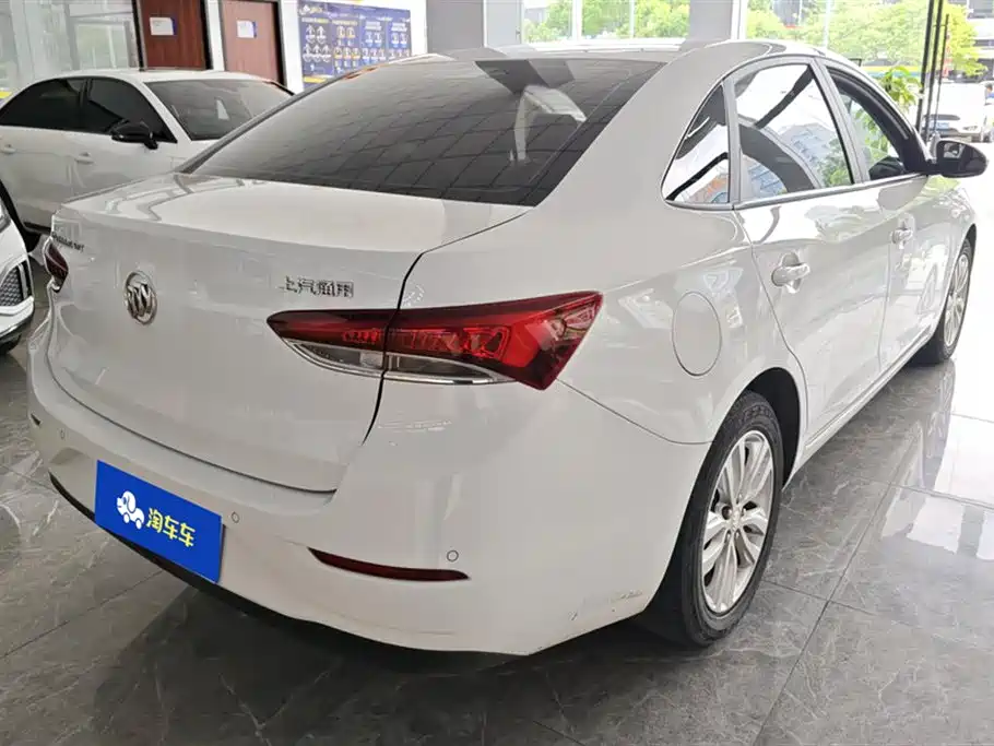 Excelle GT Facelift Exemplary 1.5 L Auto Elite