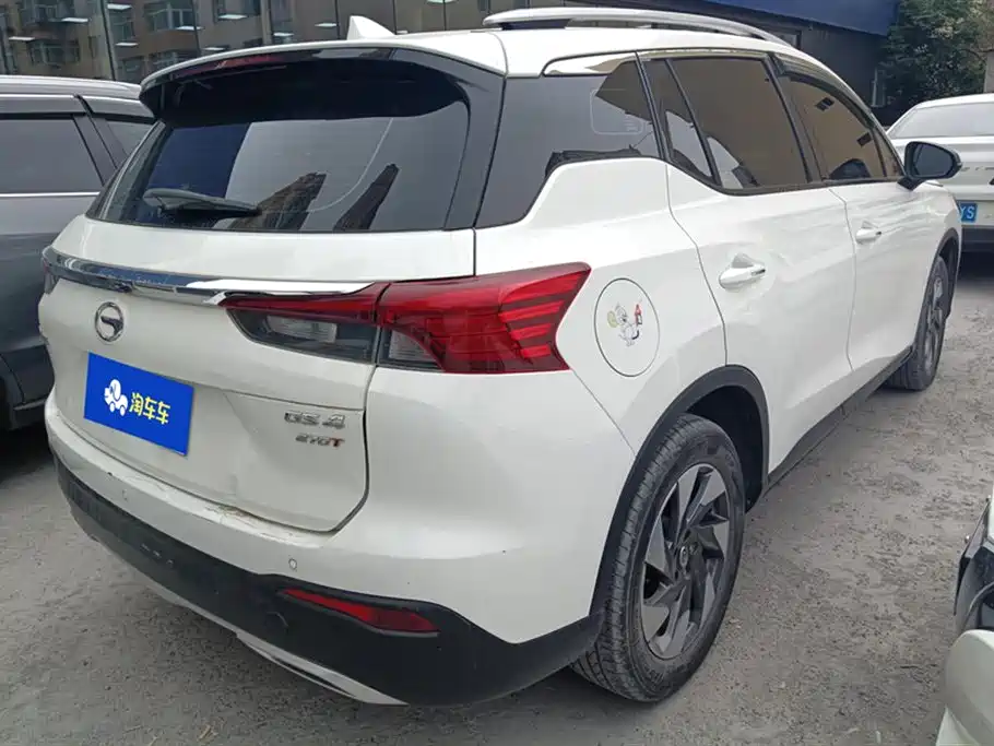 GAC Trumpchi GS4 传祺GS4 2020款 270 T 自动豪华智联版