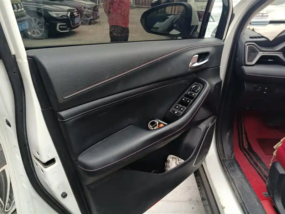 GAC Trumpchi GS4 传祺GS4 2020款 270 T 自动豪华智联版