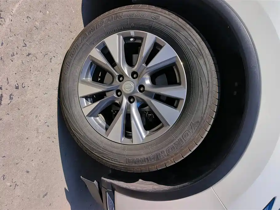 Murano 2.5 L XL 2 WD Connected Luxury
