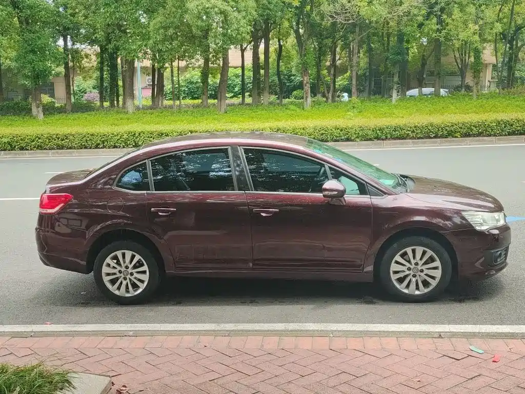 C-Quatre VTS 1.6 L Auto Fashionable