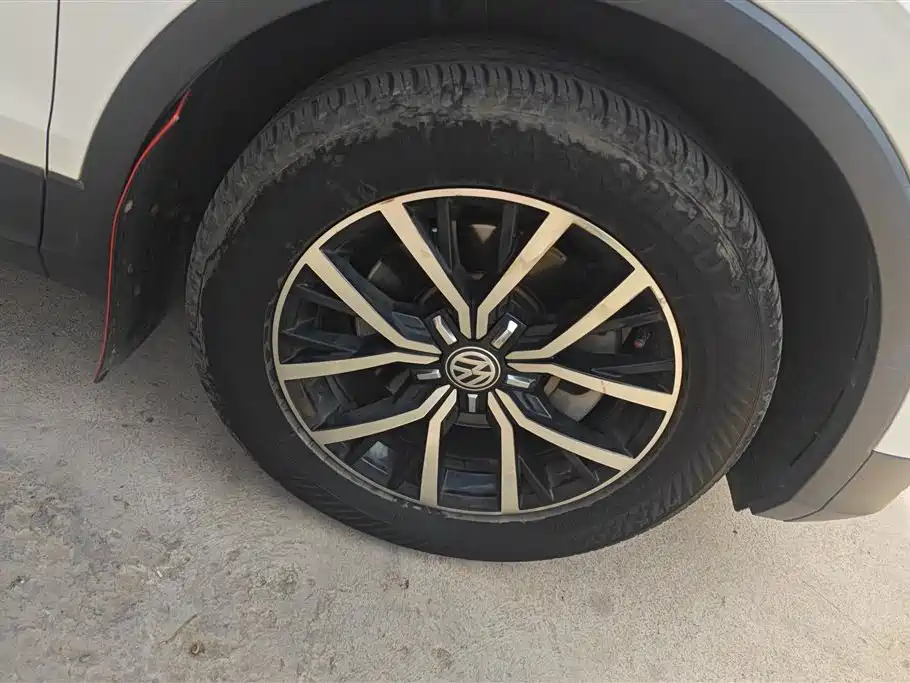 Tiguan L Facelift 330 TSI Auto 2 WD Comfort