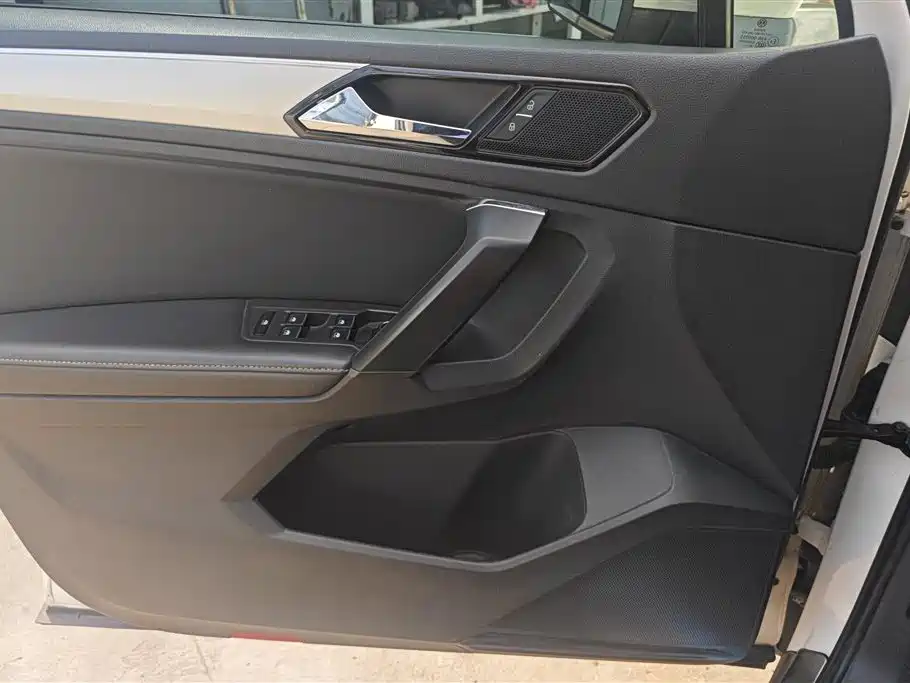 Tiguan L Facelift 330 TSI Auto 2 WD Comfort