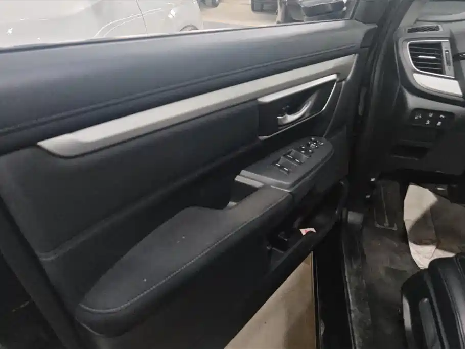 Honda CR-V 240 TURBO CVT 2 WD Urban