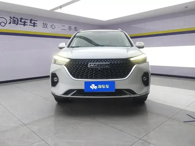 Haval M6 PLUS 1.5 T DCT Luxury Connected