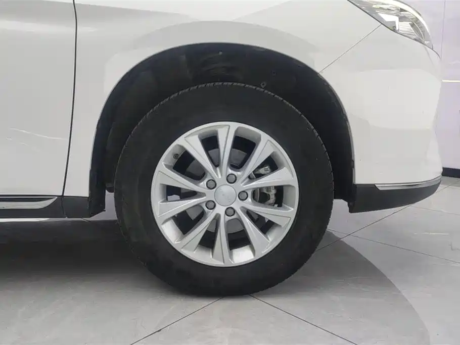 Haval M6 PLUS 1.5 T DCT Luxury Connected
