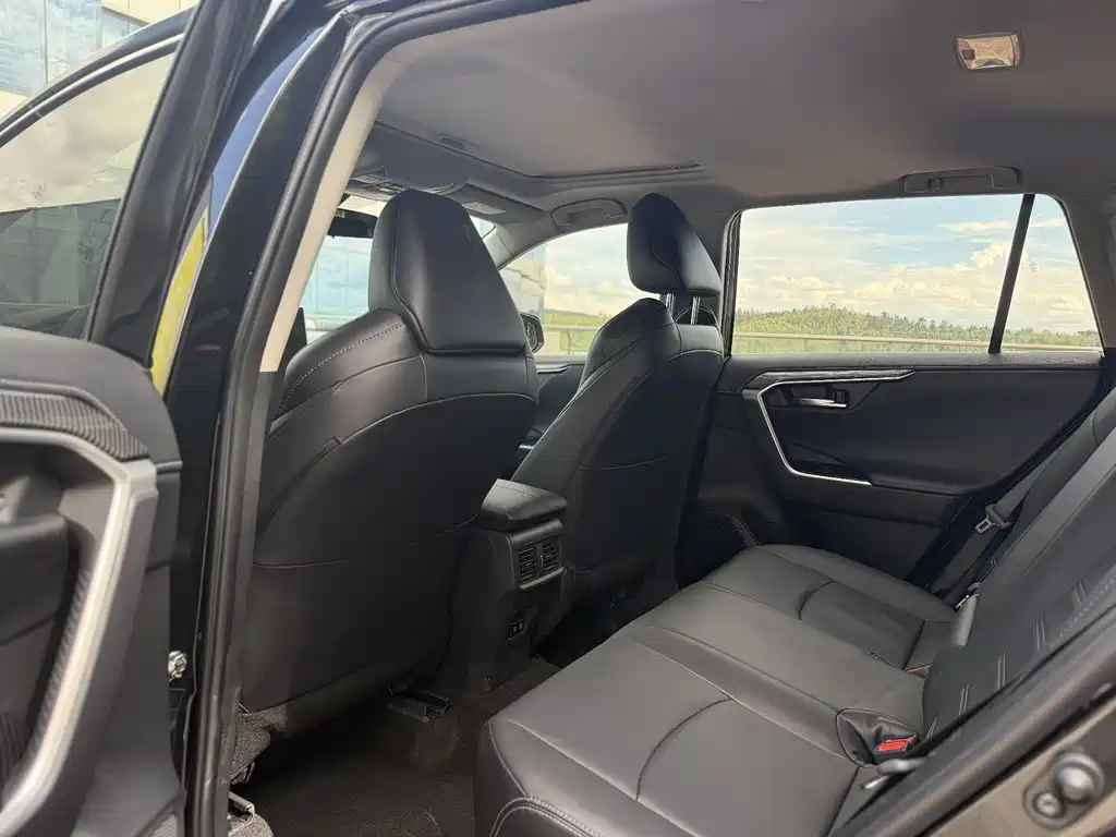 Wildlander 2.0 L CVT 2 WD Luxury