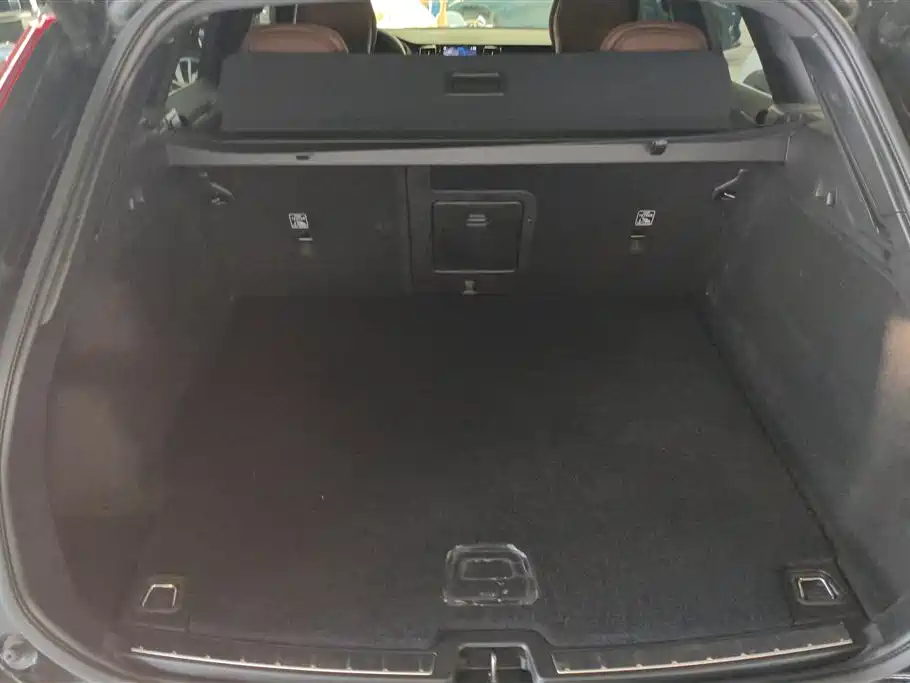 Volvo XC60 B5 4 WD Smart Vision Luxury