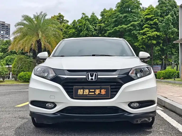 Honda Vezel 1.8 L CVT 2 WD Elite