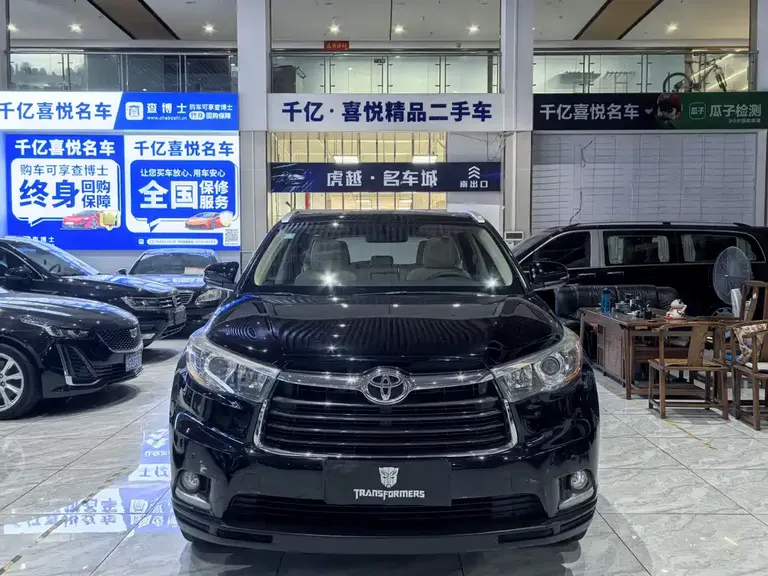 Toyota Highlander 2.0 T 2 WD Luxury 7-seat