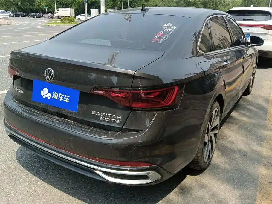 Sagitar Facelift III 300 TSI DSG Transcend