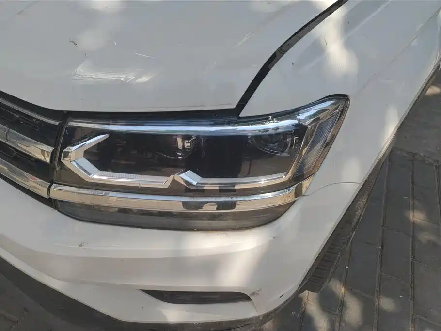 Tharu 280 TSI 2 WD Luxury PLUS