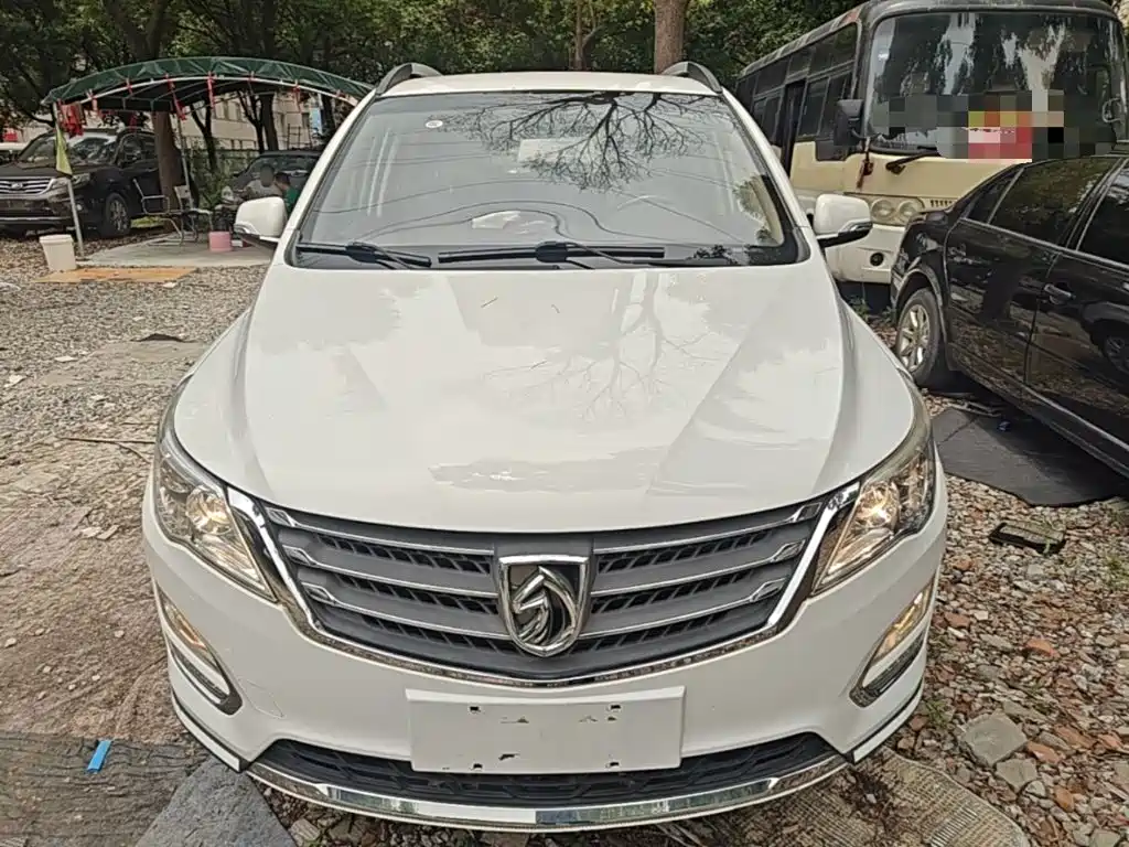 Baojun 560 1.8 L Manual Elite