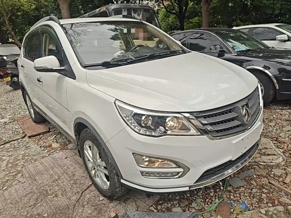 Baojun 560 1.8 L Manual Elite