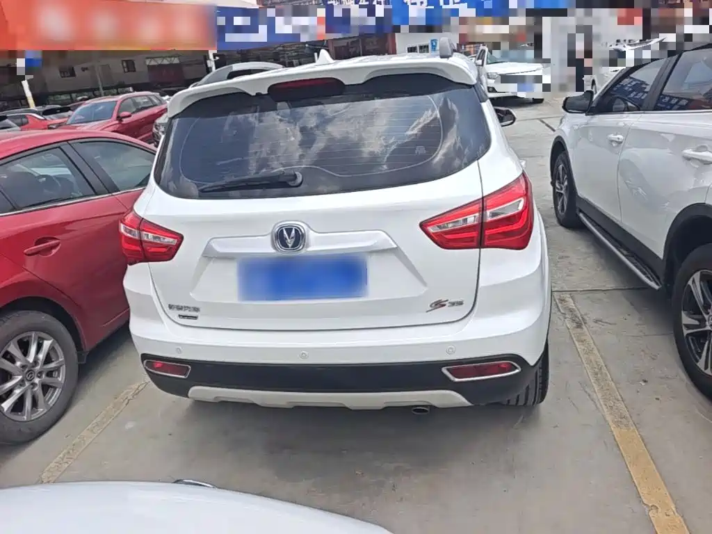 Changan CS35 1.6 L Auto Luxury