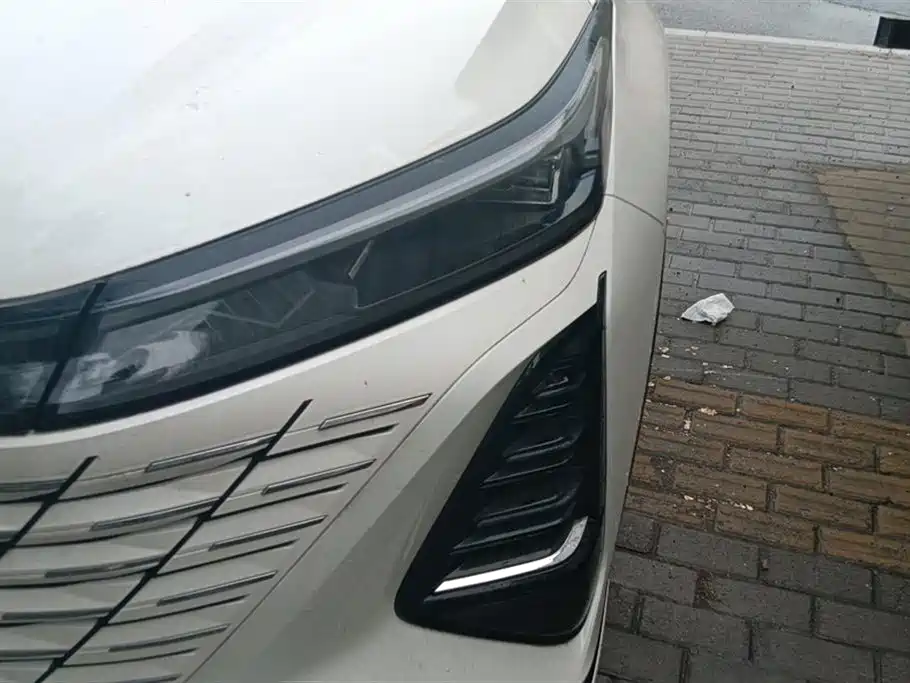 Changan CS75 PLUS 3 rd Gen Champion 1.5 T Smart Drive Power Navigation